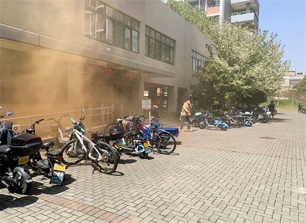 1713411247553600.jpg 8.jpg