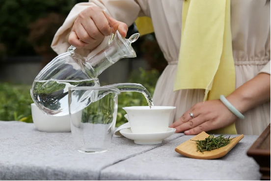 1713754206208014.png clip_image011.png