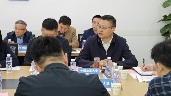 1713755325596504.jpg 徐岩.jpg