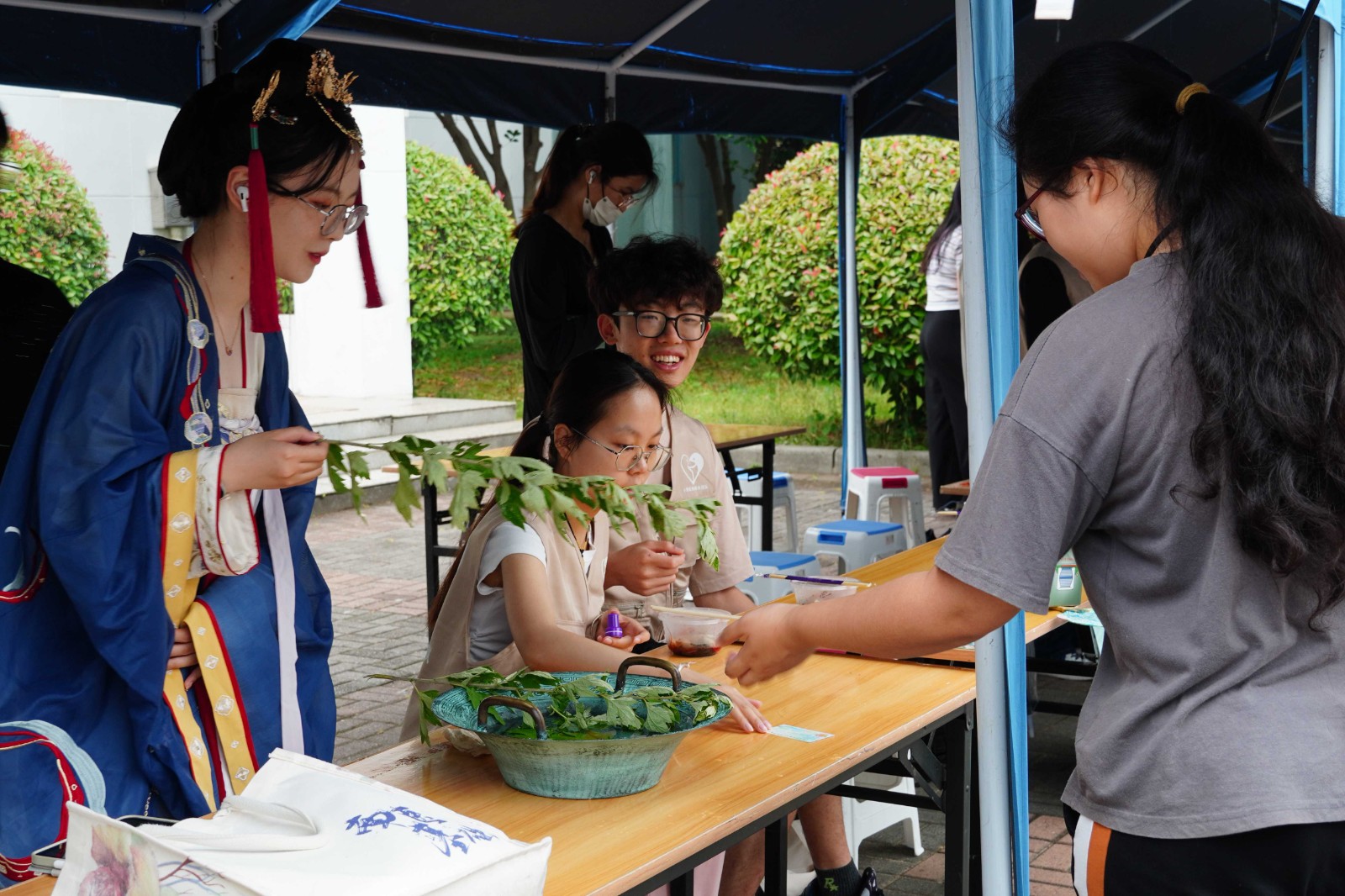 1718090965398374.jpg 1718090965398374.jpg