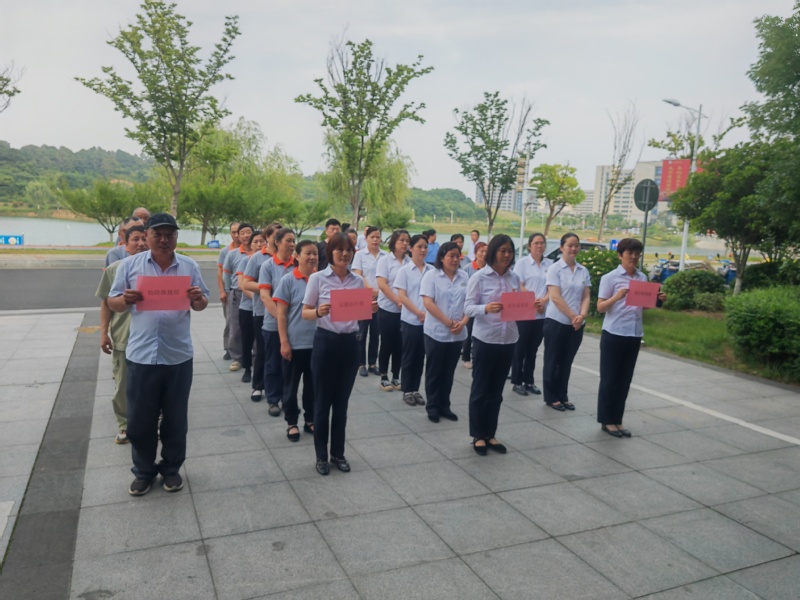 1720489078142597.jpg 江苏科技大学:未“雨”绸缪 闻“汛”而动——物业中心联合开展防汛演练 提升应急处置能力.jpg