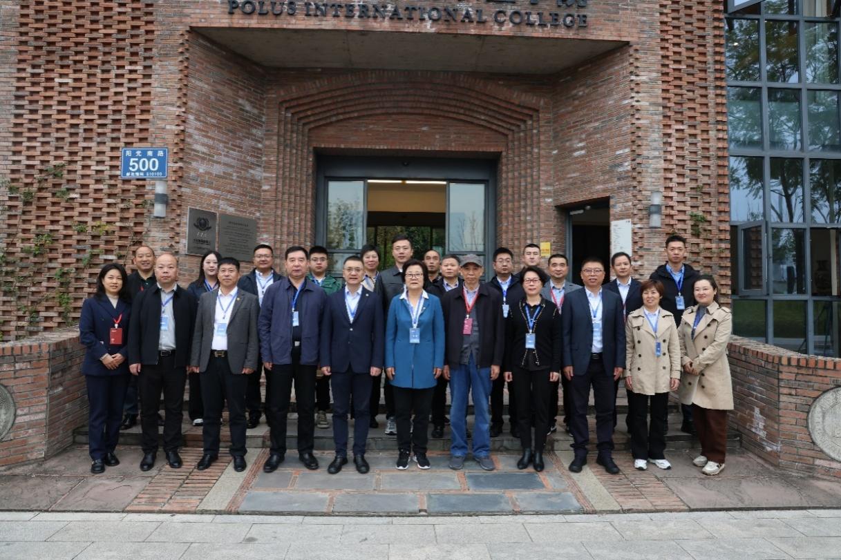 1731554621475522.jpg 1731554621475522.jpg