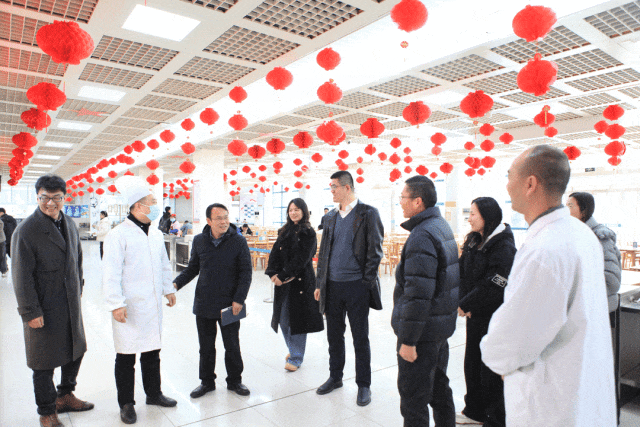 1740725593931459.gif 照片.gif